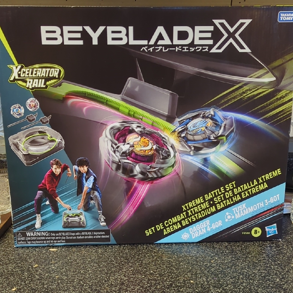 Beyblades X Xtreme Battle Set Ages 8+ Brand New In Box